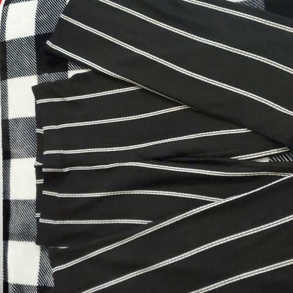 Cute 2 piece set - Picture 3 of 5